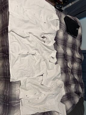 Lot of 3 White Men's Button-Up kitchen Shirt - Classic Short Sleeve